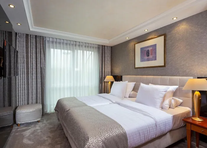 玛丽蒂姆维尔茨堡酒店