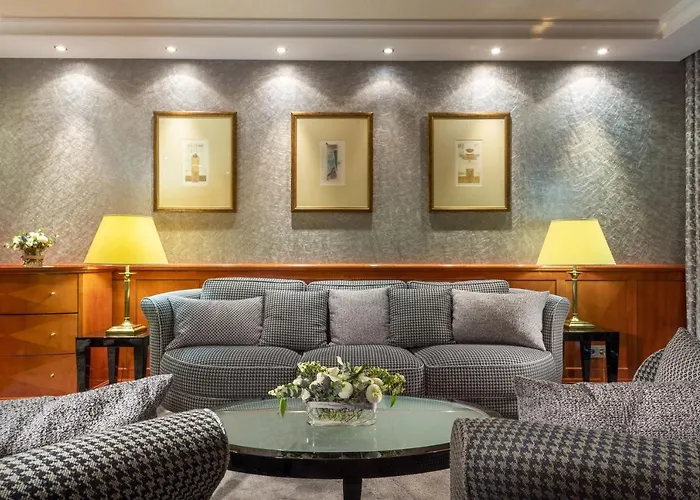 玛丽蒂姆维尔茨堡酒店 酒店 4*